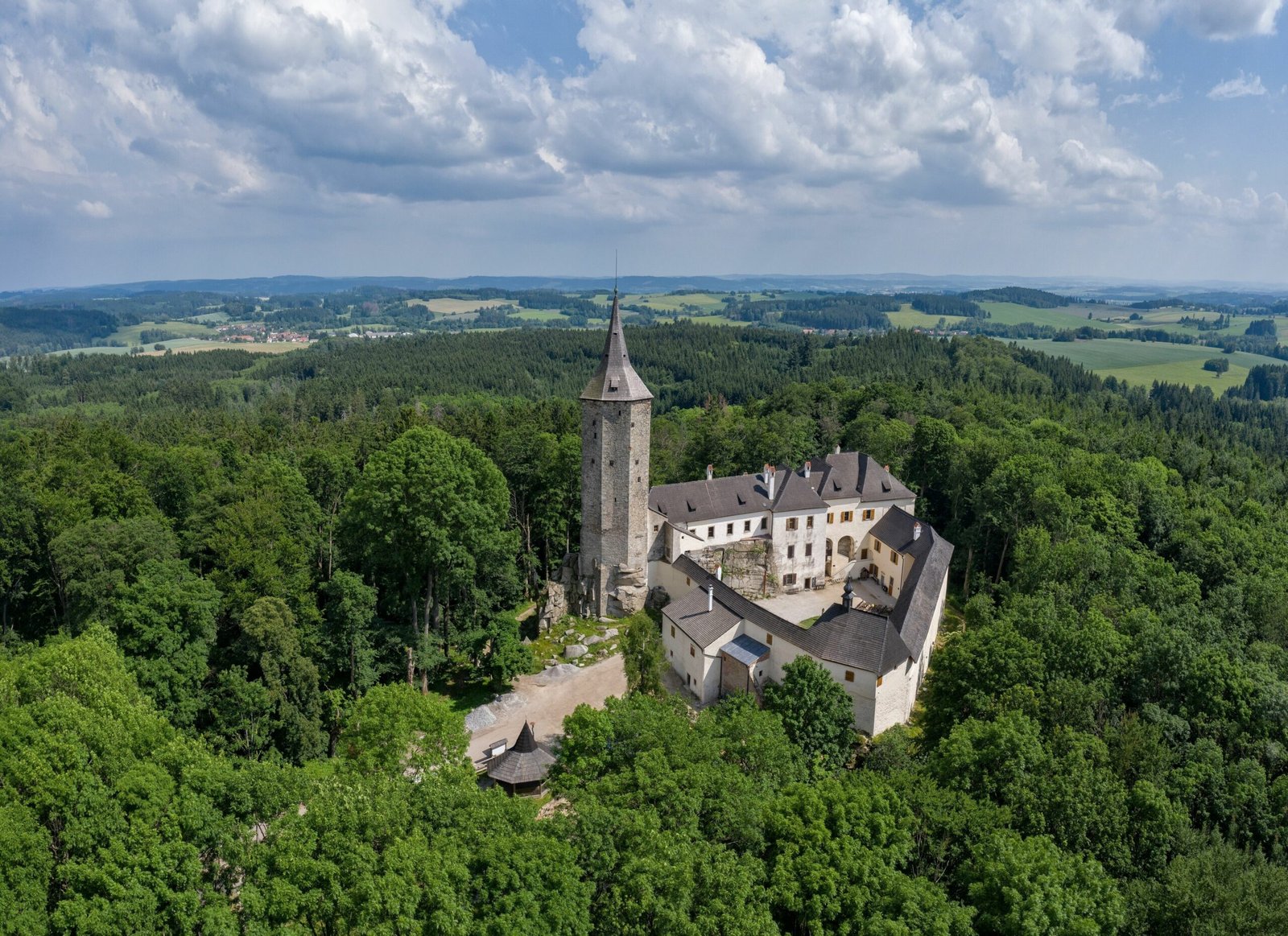 Featured image for “Hrad Roštejn”